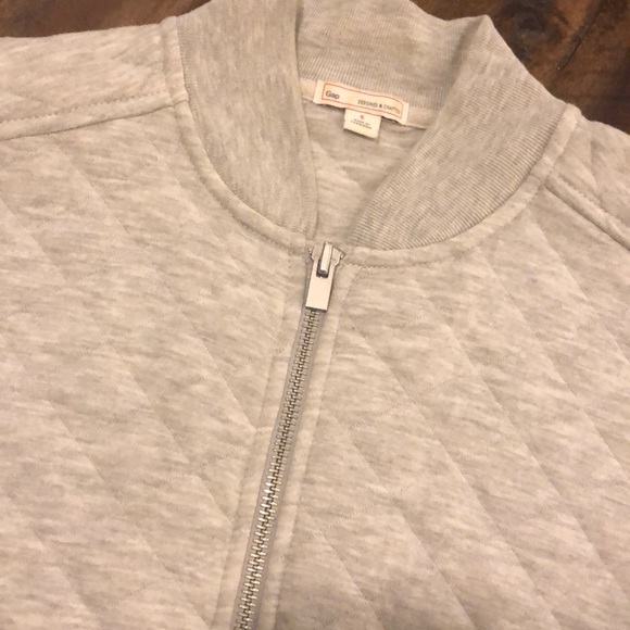 Gap Quilted Bomber Jacket - Picture 2 of 4